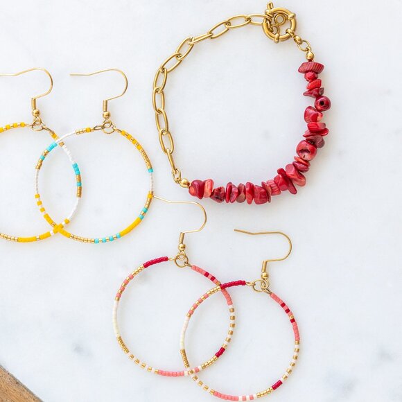 2 pairs Seed Bead Boho Hoop Earrings Colorful beaded Hoops Lightweight - Picture 7 of 12